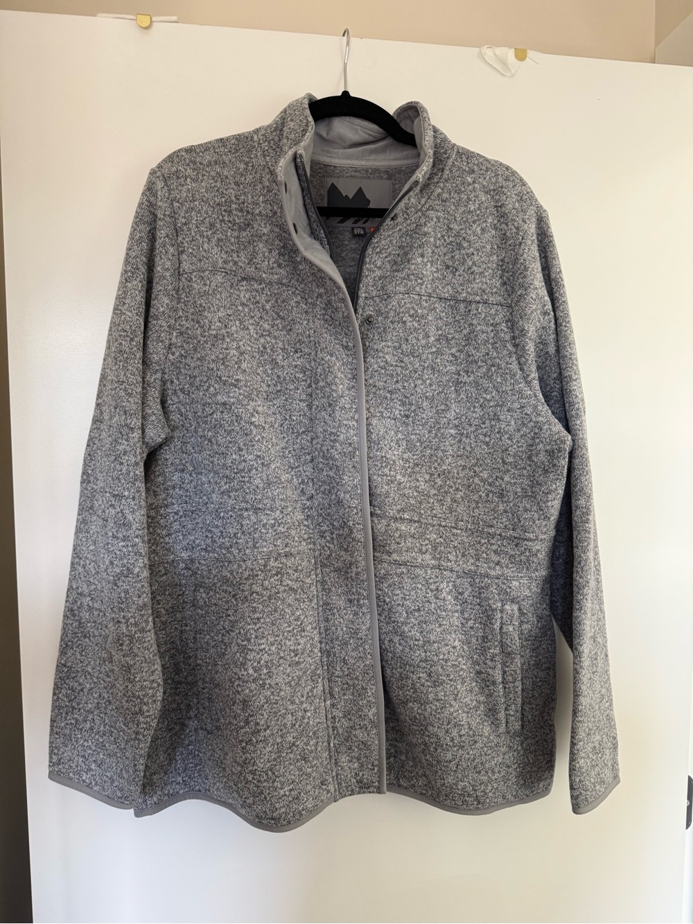 Women’s Lightweight Heather Gray Zip-Front Jacket